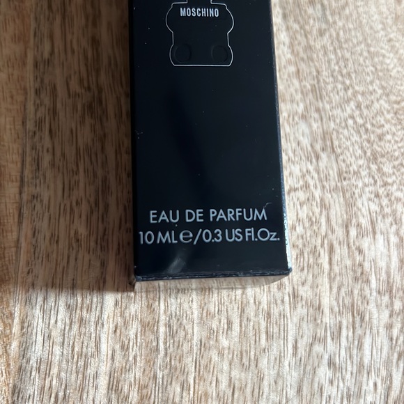 Moschino Toy Boy travel size spray and body gel brand new never used - Picture 3 of 5